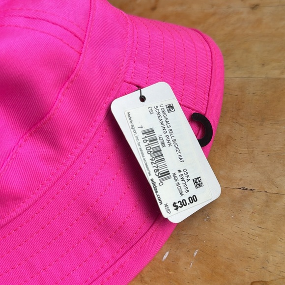 New Adidas Originals Unisex Hot Pink Bell Bucket Hat OSFA - Picture 8 of 8